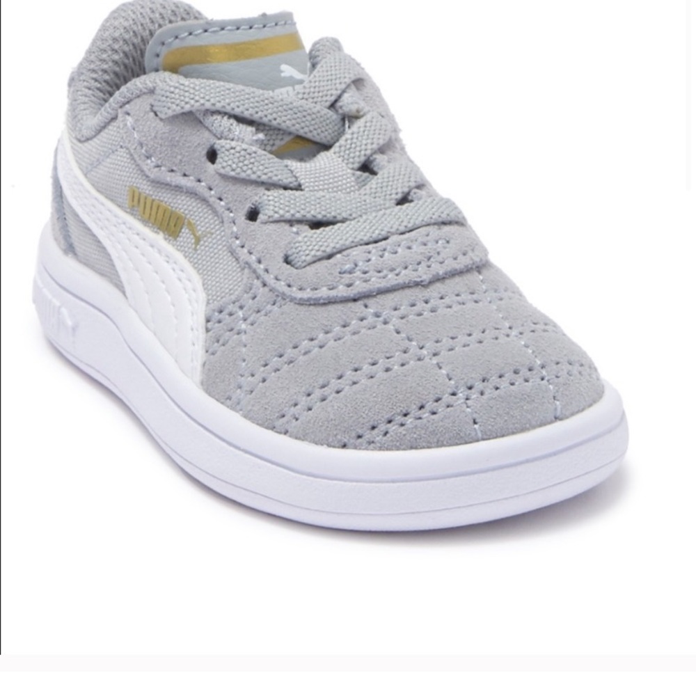 Puma Sneakers